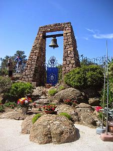 2014 05 01 NOTRE DAME D AFRIQUE MEMORIAL A THEOULE SUR MER (46) par Chantal Derouet